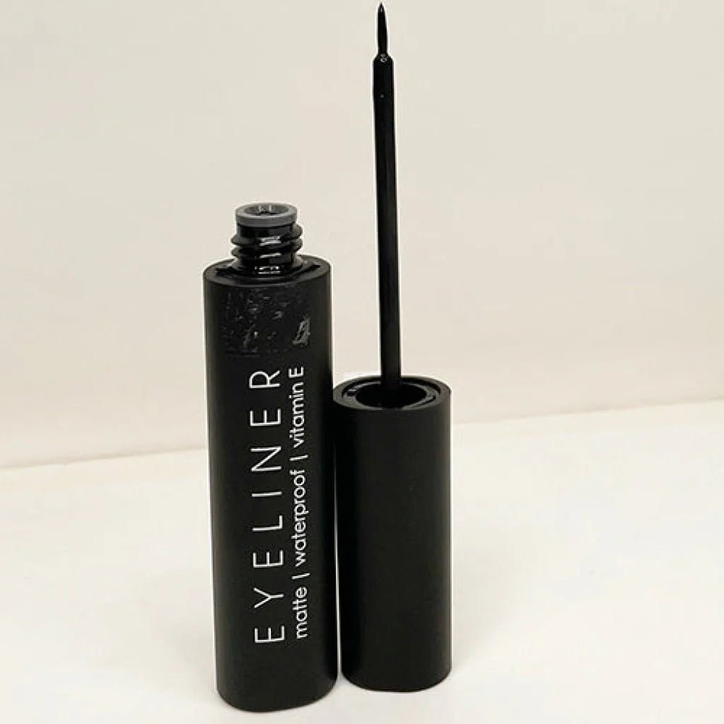 Italia Black Liquid Eyeliner