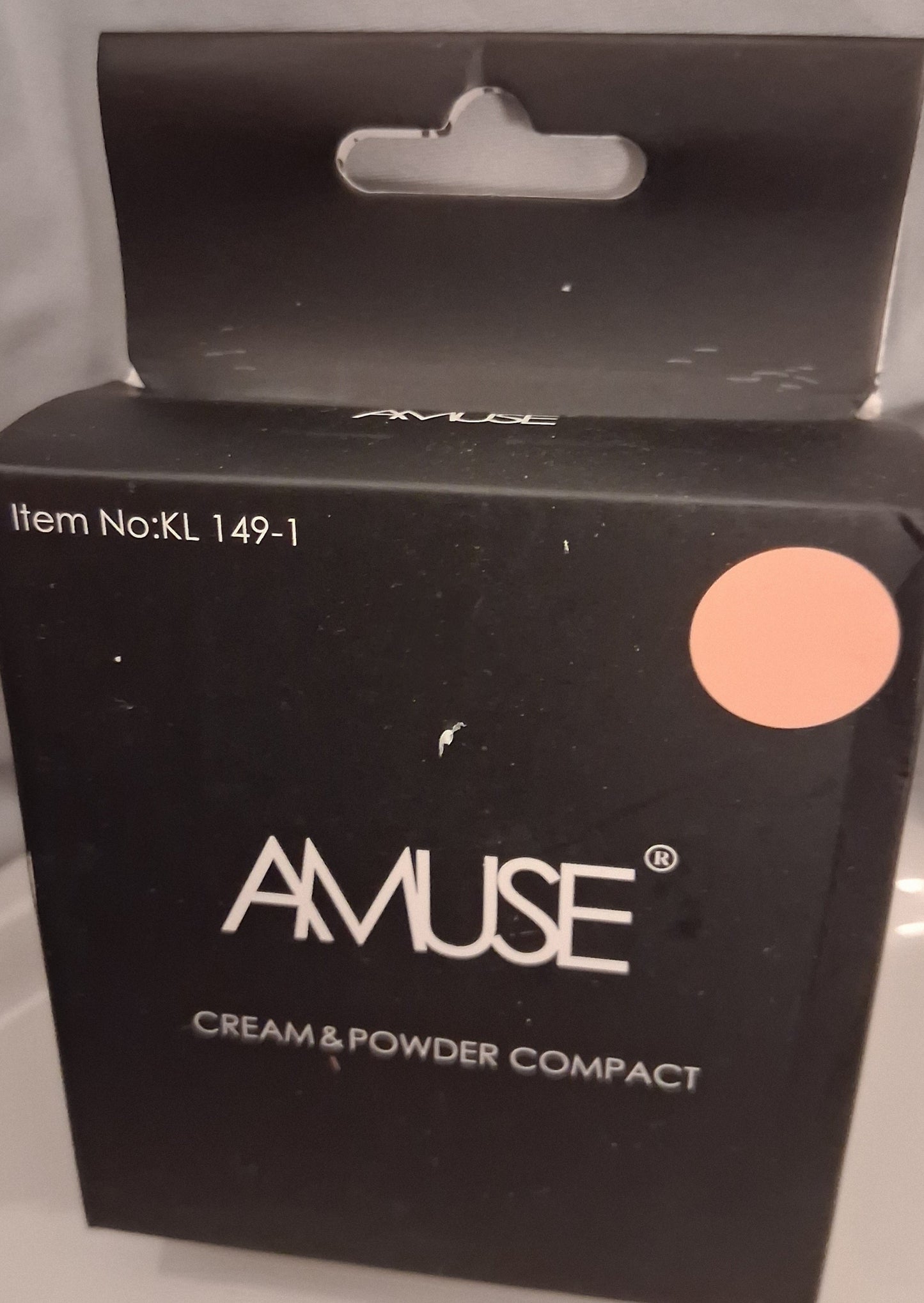 AMUSE Cream & Powder Compact - Shade Vanilla